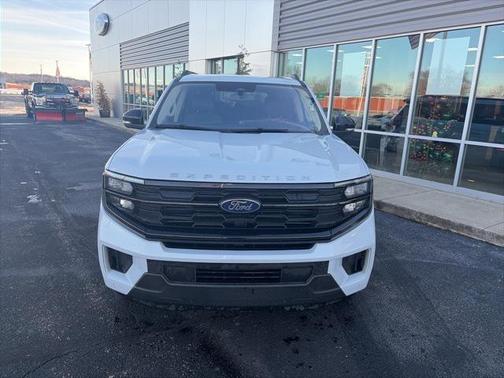 2025 Ford Expedition Max Active 4x4
