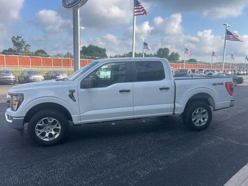 OXFORD WHITE 2023 Ford F-150 XLT