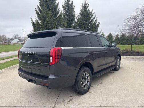 DARK MATTER GRAY METALLIC 2026 Ford Expedition Active