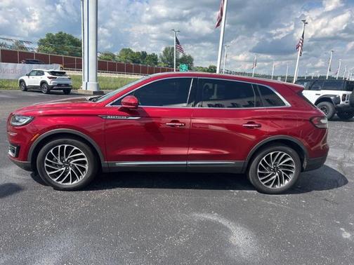 2019 Lincoln Nautilus Reserve