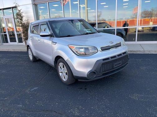 2016 Kia Soul Base