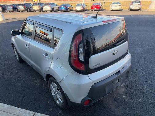 2016 Kia Soul Base