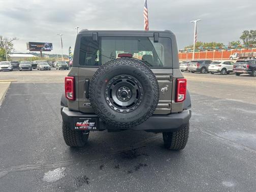 2025 Ford Bronco Base