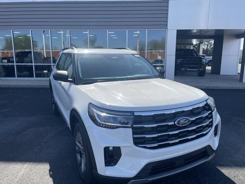 2025 Ford Explorer Active