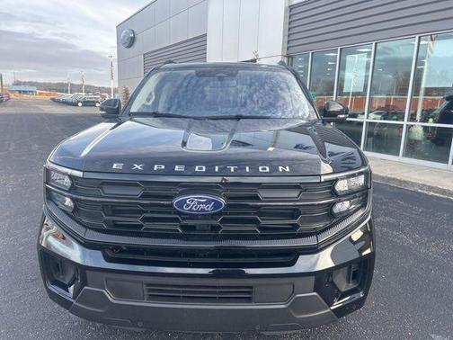 2025 Ford Expedition Max Active 4x4