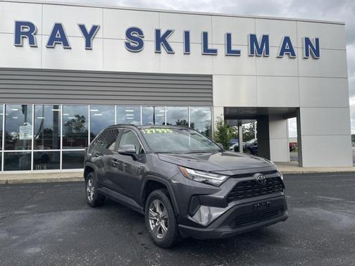 2022 Toyota RAV4 XLE
