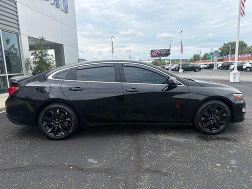 Mosaic Black Metallic 2021 Chevrolet Malibu FWD RS