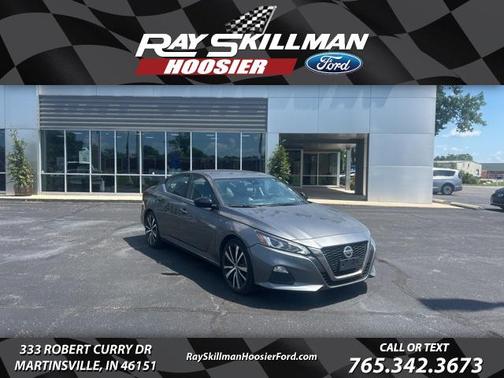 2022 Nissan Altima SR FWD