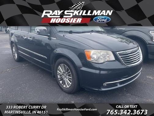 2014 Chrysler Town & Country Touring-L