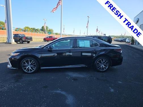 2023 Toyota Camry XLE