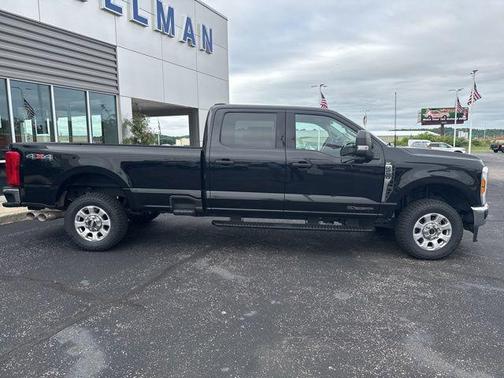 AGATE BLACK 2024 Ford F-250 XLT