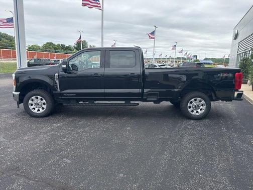 AGATE BLACK 2024 Ford F-250 XLT