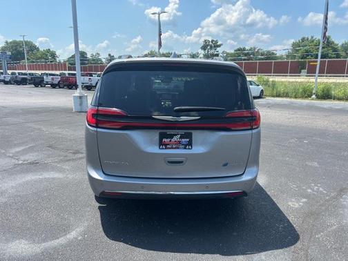2021 Chrysler Pacifica Hybrid Touring L