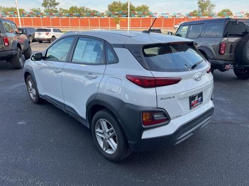 2021 Hyundai KONA SE