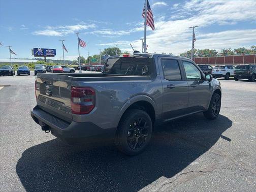 CARBONIZED GRAY METALLIC 2026 Ford Maverick Lariat