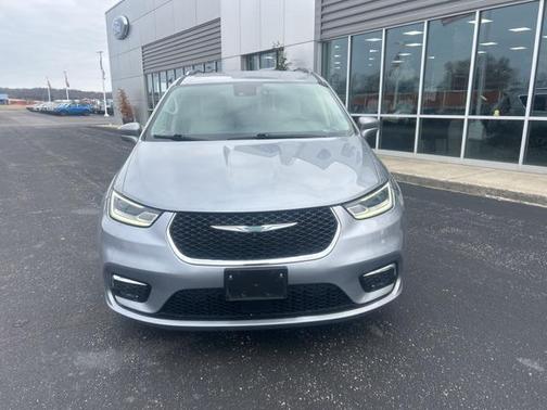 2021 Chrysler Pacifica Hybrid Touring L