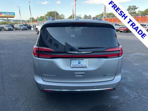 2021 Chrysler Pacifica Hybrid Touring L