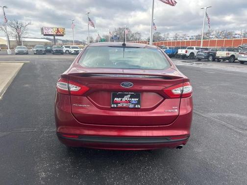 2016 Ford Fusion Hybrid SE