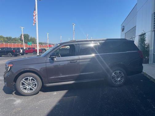 2025 Ford Expedition Max Active 4x4