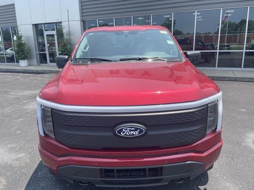 2025 Ford F-150 Lightning Flash