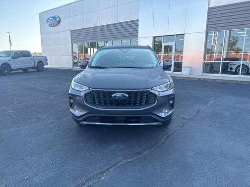 2025 Ford Escape SE