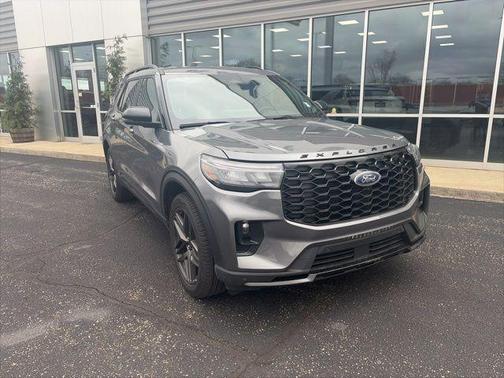 CARBONIZED GRAY METALLIC 2025 Ford Explorer ST-Line