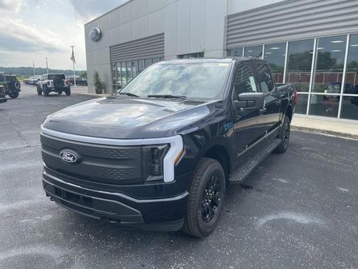2025 Ford F-150 Lightning XLT