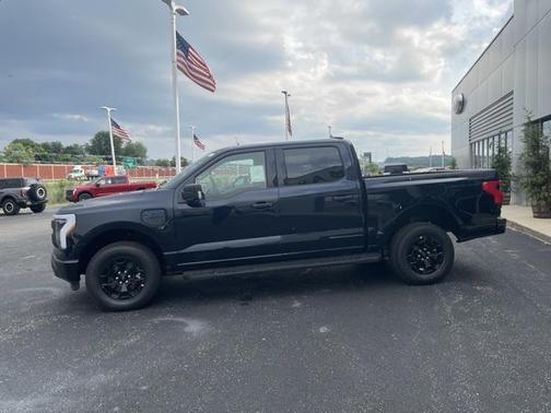 2025 Ford F-150 Lightning XLT
