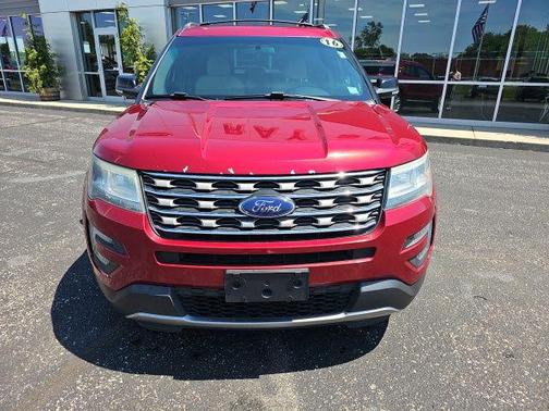 RUBY RED METALLIC TC 2016 Ford Explorer XLT