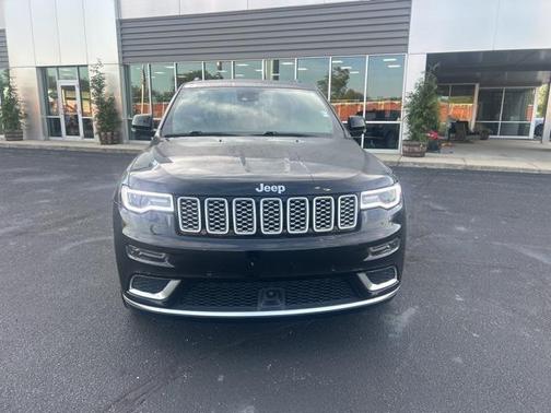 2020 Jeep Grand Cherokee Summit