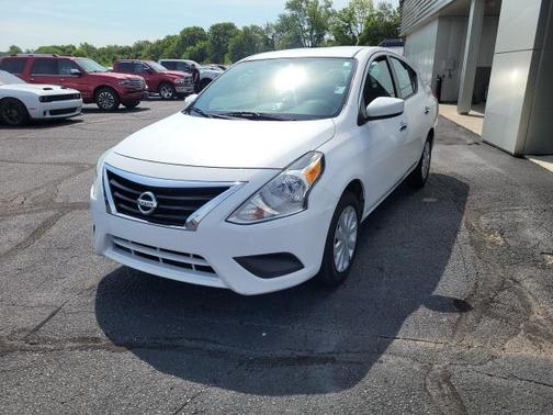 2018 Nissan Versa 1.6 SV