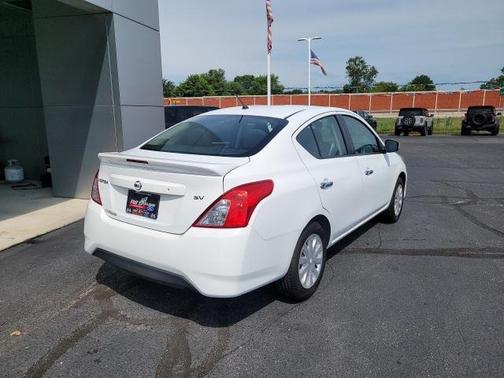 2018 Nissan Versa 1.6 SV
