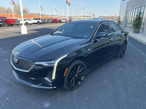 2022 Cadillac CT4 Luxury