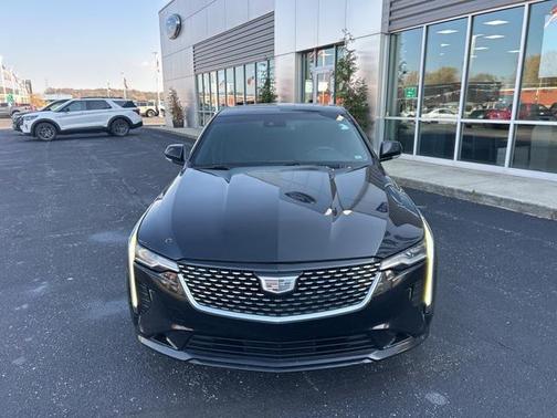 2022 Cadillac CT4 Luxury