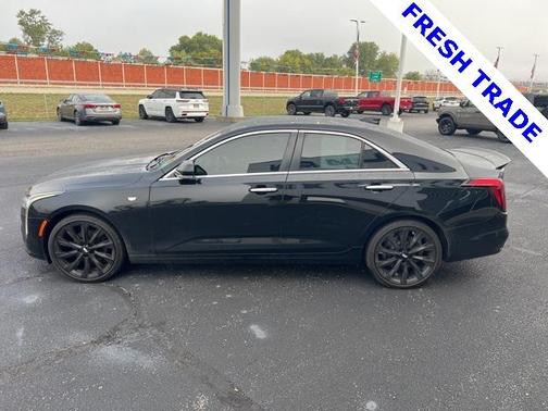 2022 Cadillac CT4 Luxury