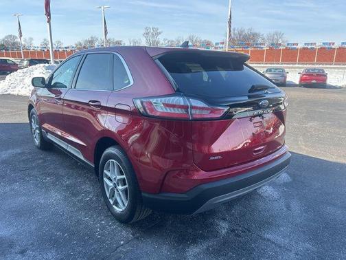 2021 Ford Edge SEL