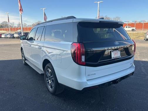 2025 Ford Expedition Max Active 4x4