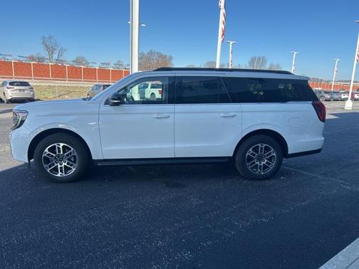 2025 Ford Expedition Max Active 4x4