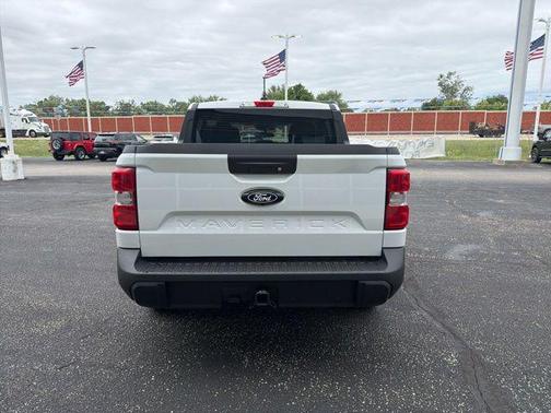 OXFORD WHITE 2026 Ford Maverick XL