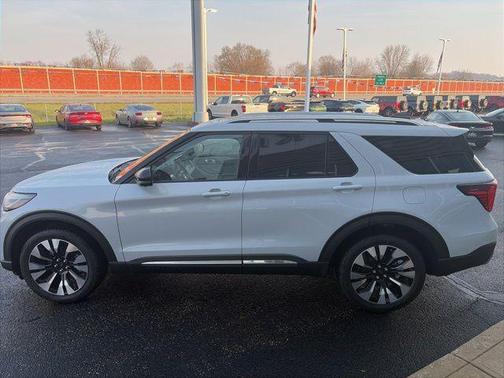 SPACE WHITE METALLIC 2026 Ford Explorer Platinum