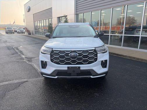 SPACE WHITE METALLIC 2026 Ford Explorer Platinum