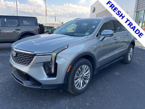2025 Cadillac XT4 Premium Luxury