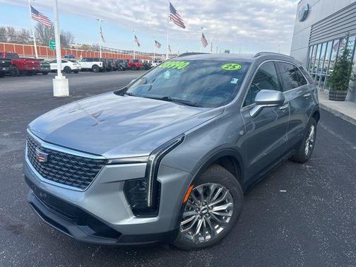 2025 Cadillac XT4 Premium Luxury