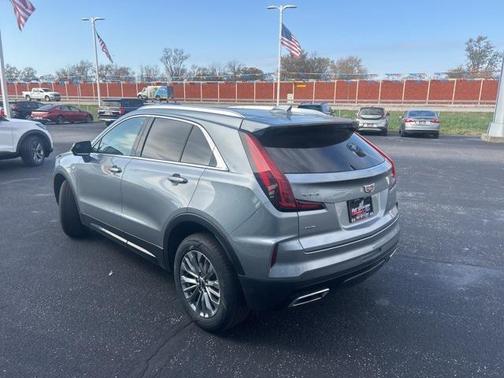 2025 Cadillac XT4 Premium Luxury