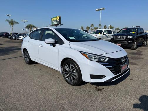 2025 Nissan Versa 1.6 SV