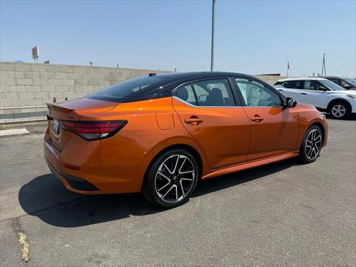 2025 Nissan Sentra SR