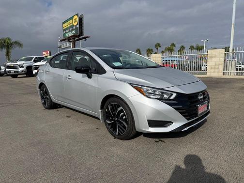 2025 Nissan Versa 1.6 S