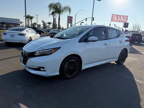 2025 Nissan Leaf SV PLUS