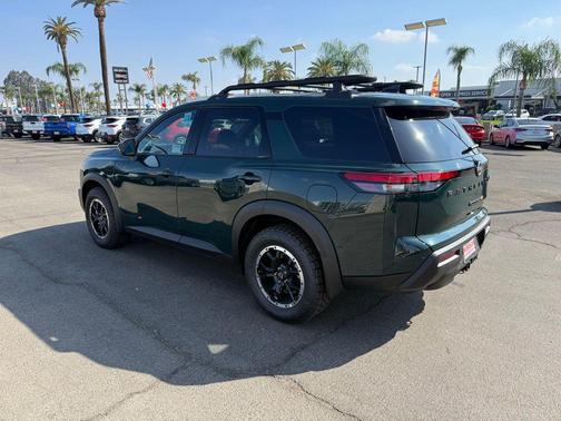 2025 Nissan Pathfinder Rock Creek 4WD