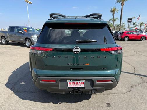 2025 Nissan Pathfinder Rock Creek 4WD